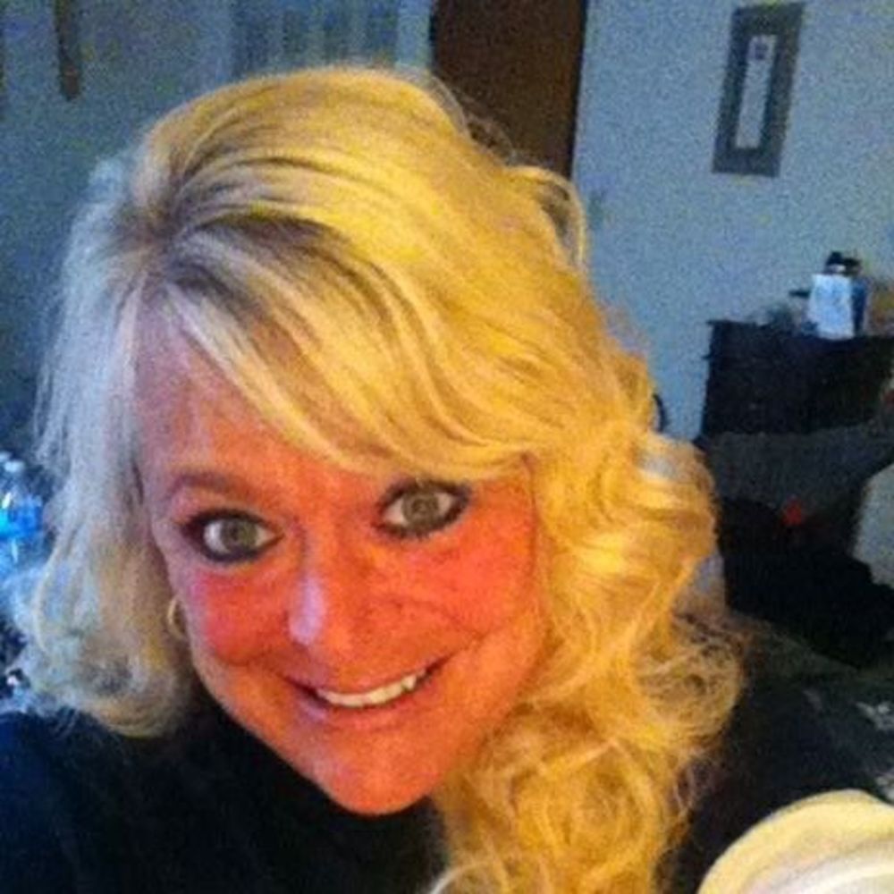 Meet your Posher, Brenda