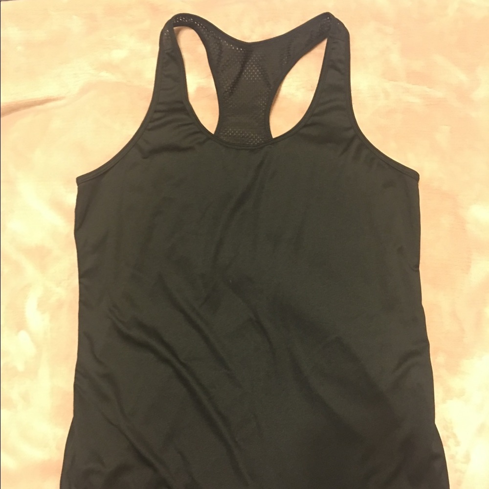 Black work out tank top