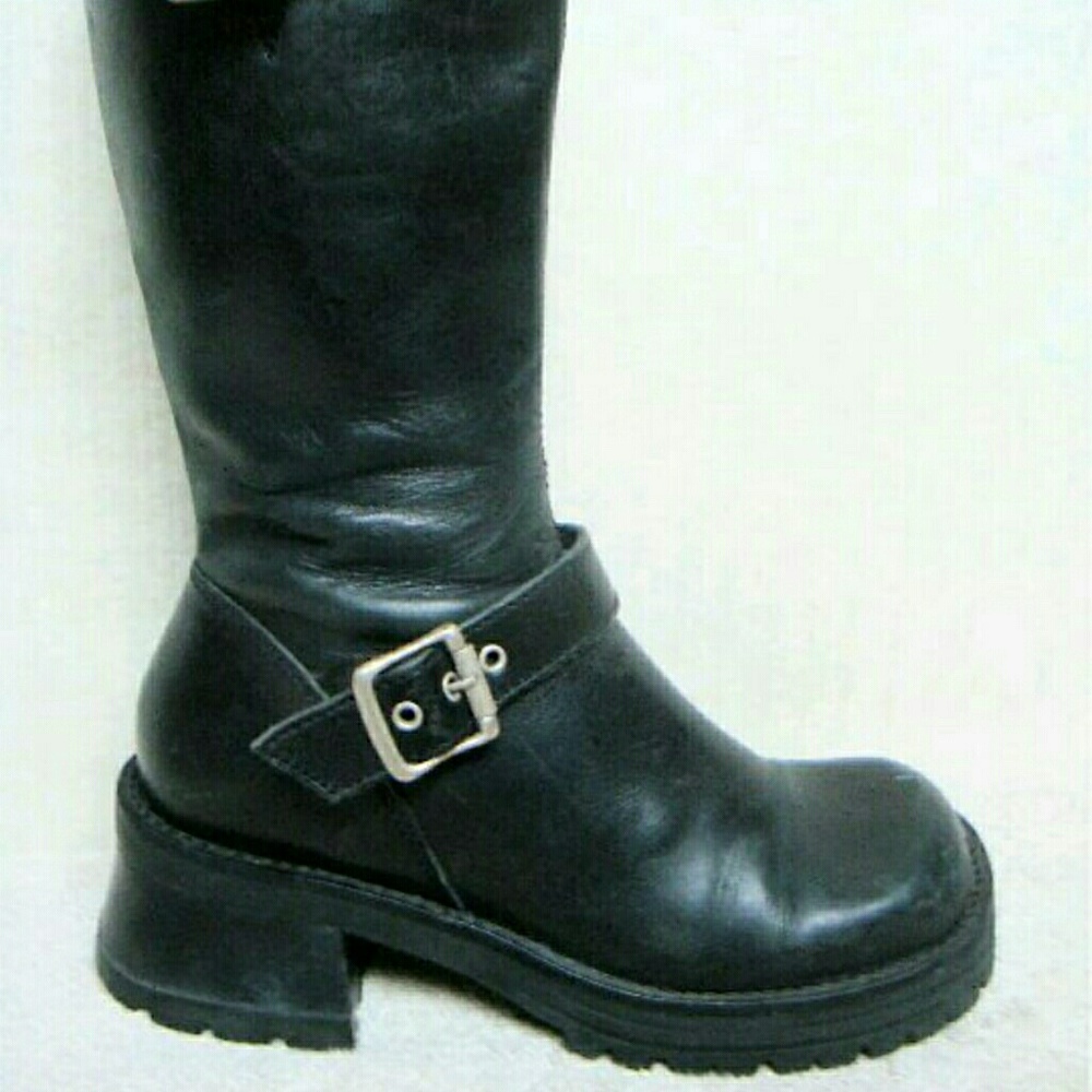 Black steve madden boots