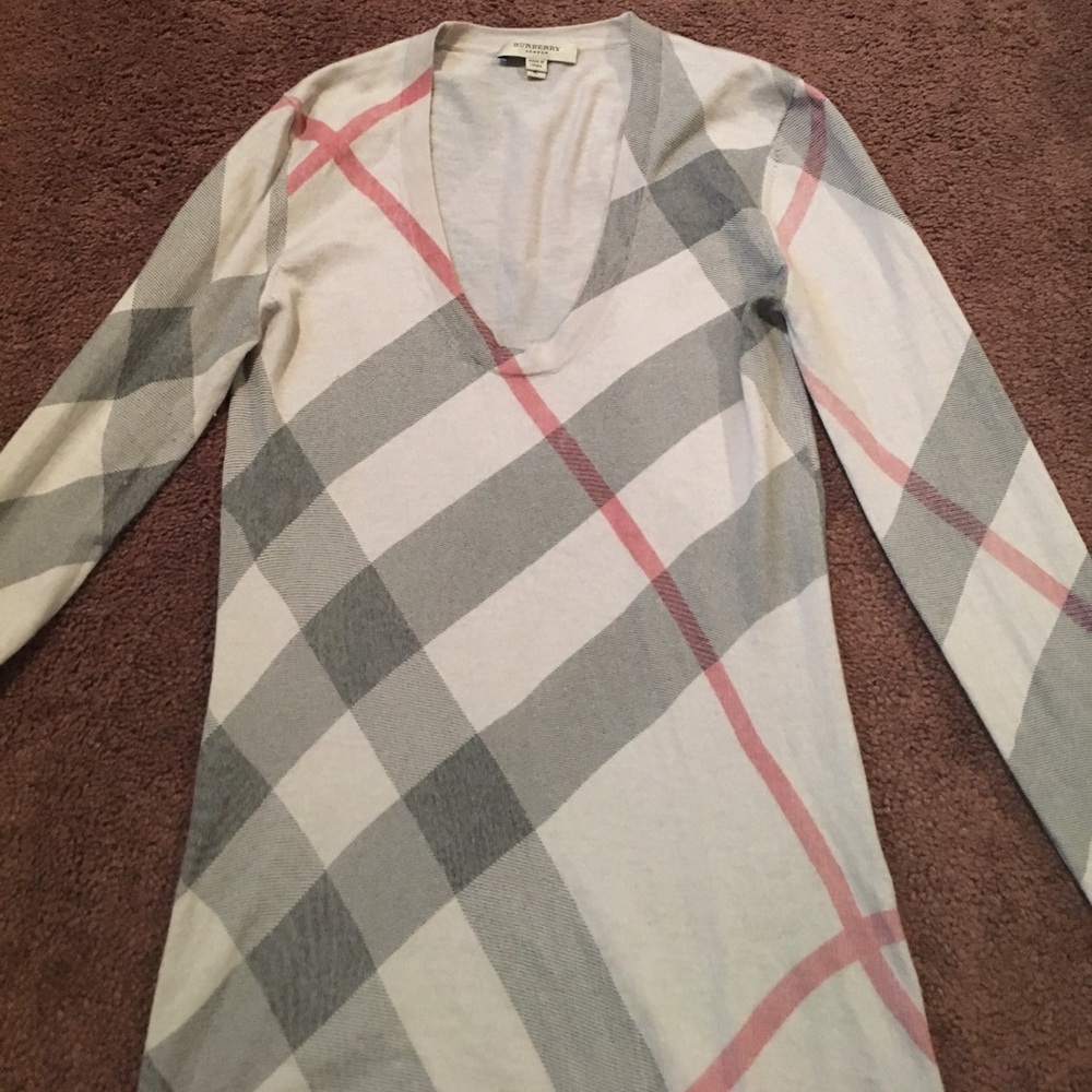 Orig Burberry Plaid V-neck shirt
