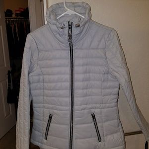 NWT Guess pearl women's puffy jacket medium