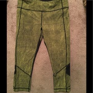 Lululemon Size 10 Capris