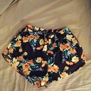3 Summer/floral shorts