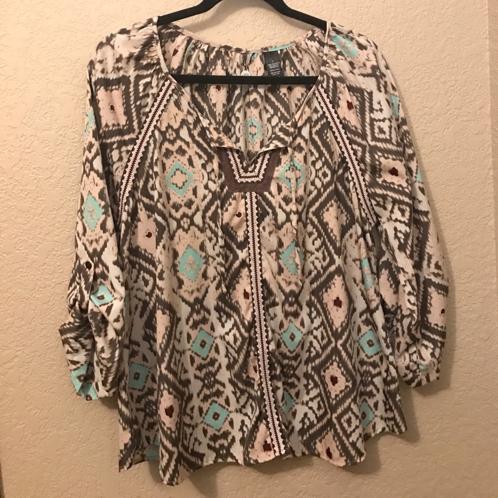 BKE Boutique Blouse