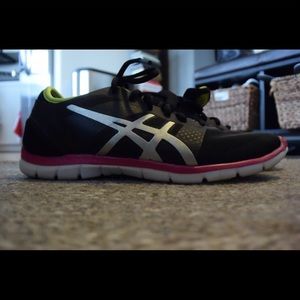 ASICS Trainers Size US 6.5