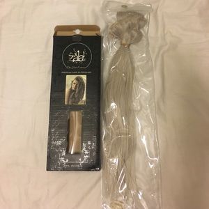 Zala 16 inch 5 piece extensions in Ice Queen