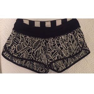 LuluLemon speed short size 4