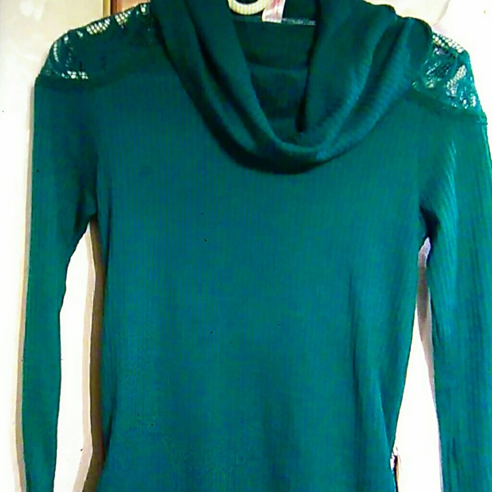 Beautiful green sweater