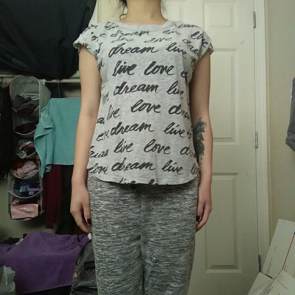 Aeropostale Live Love Dream Shirt