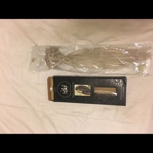 Zala 16 inch clip in 9 piece Ice Queen extensions