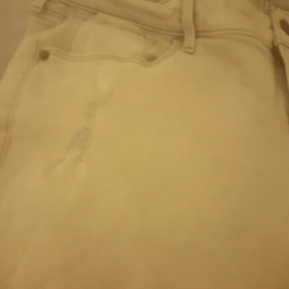 Old Navy Rockstar Midrise Jeans - Picture 3 of 3