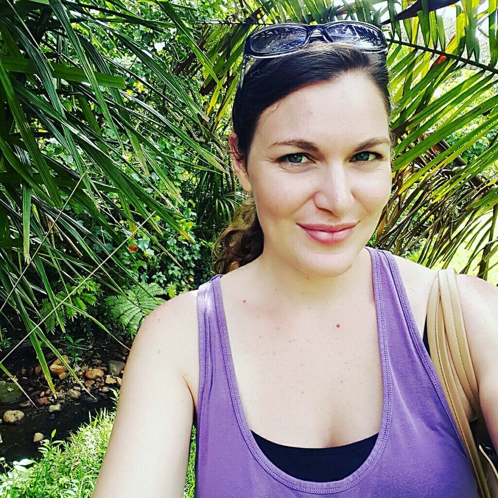 Meet your Posher, Aurora