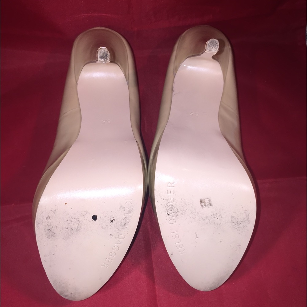 Nude patent pumps by Kelsi Dagger - Picture 5 of 5