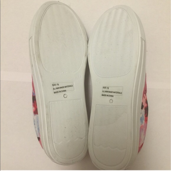 New floral slip ons. - Picture 3 of 4