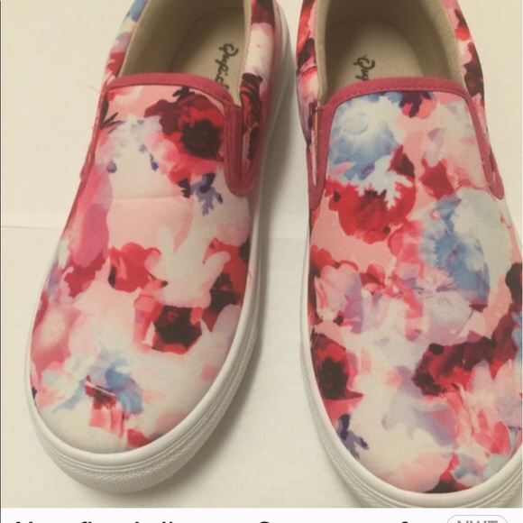 New floral slip ons. - Picture 4 of 4