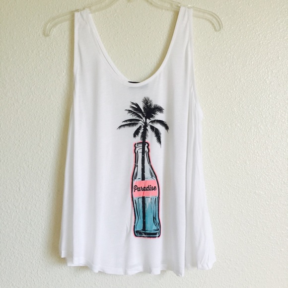Paradise Graphic Tank Top - Picture 4 of 5