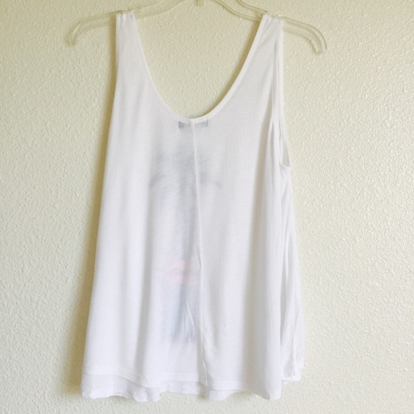 Paradise Graphic Tank Top - Picture 5 of 5