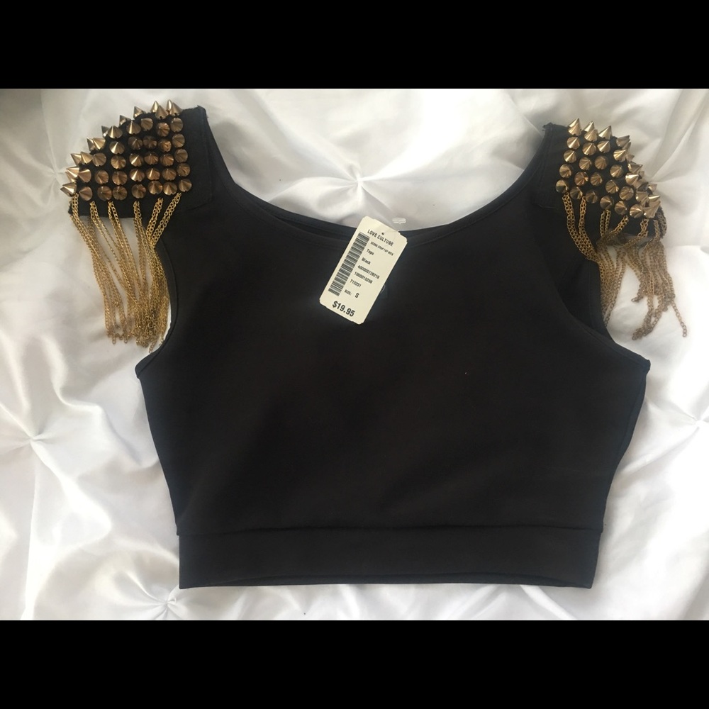Love Culture size small crop top with fun hardware