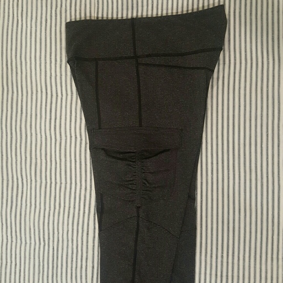 Lululemon RARE camel cargo zip leggings - Picture 3 of 8