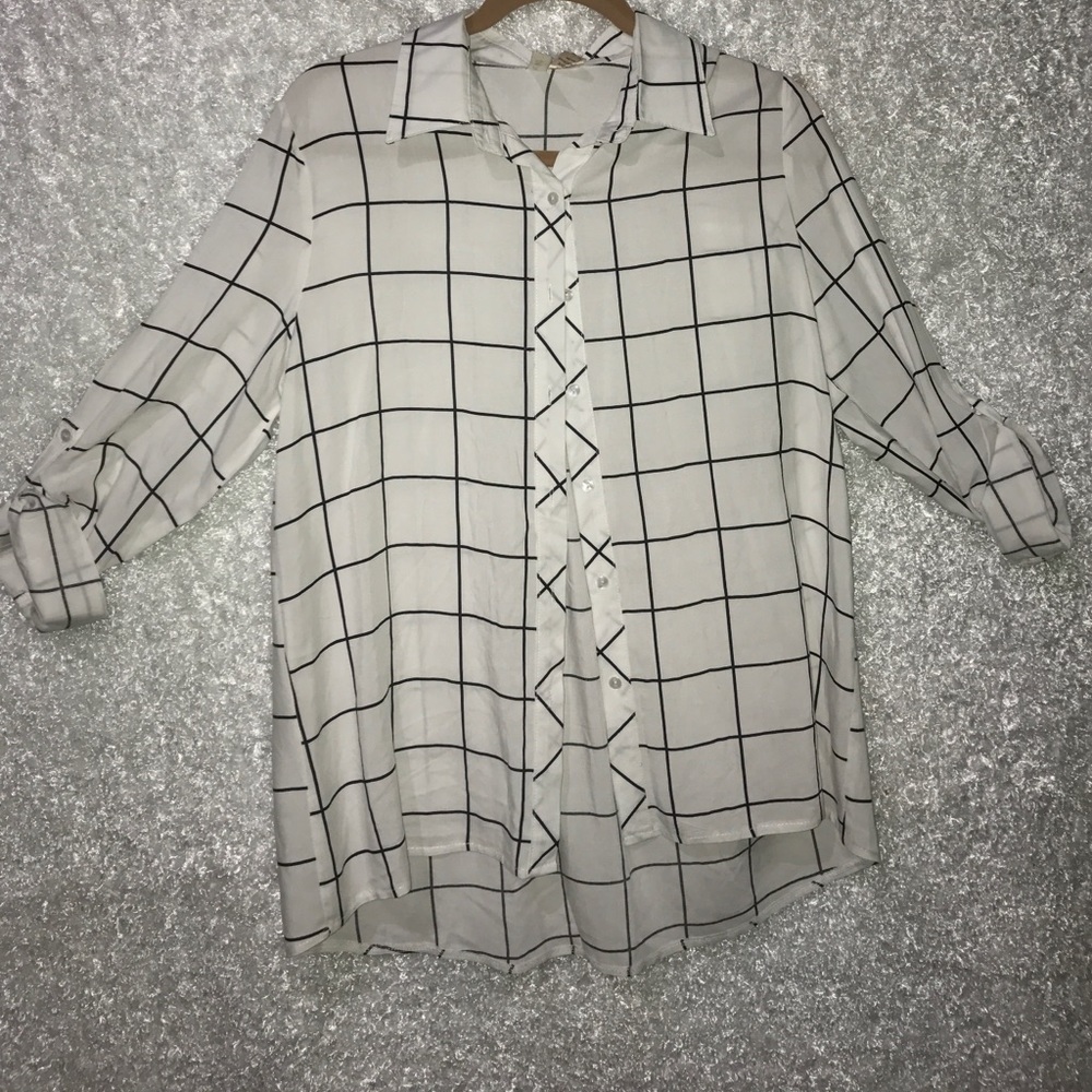 Grid Buttn Down - Picture 2 of 3