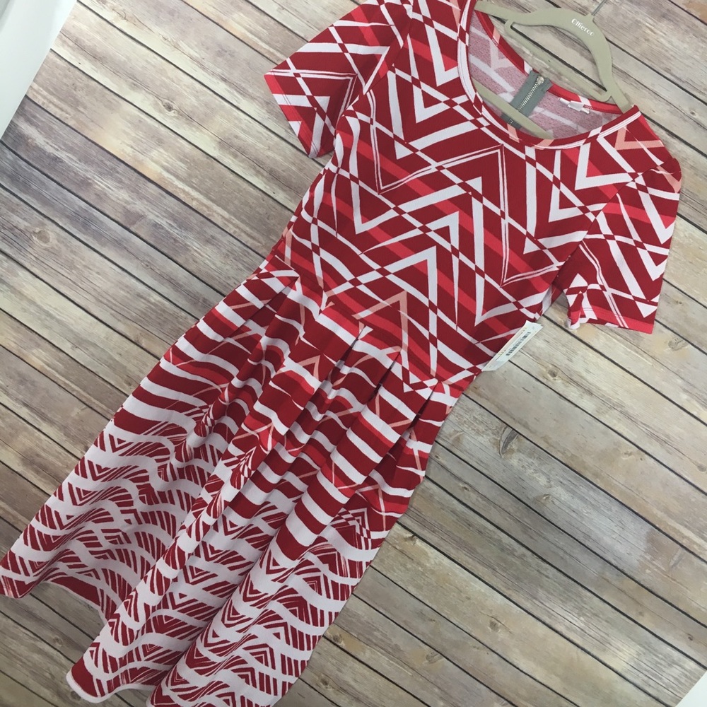 Lularoe Medium Amelia