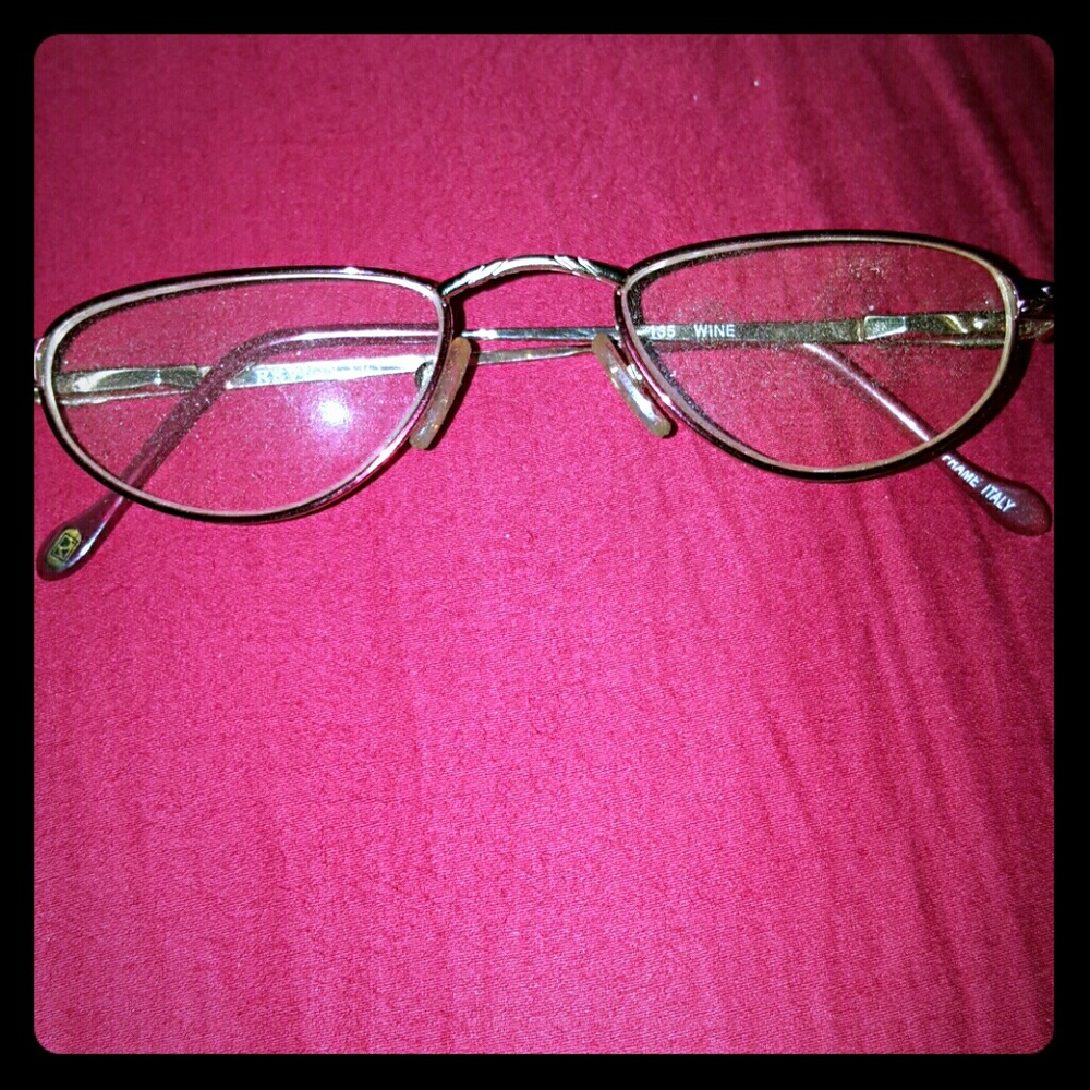 Revlon Lily Prescription Reading Glasses in (Wine)