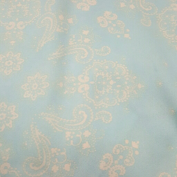 Hollister Cami basically new beautiful sheerSilk - Picture 6 of 6