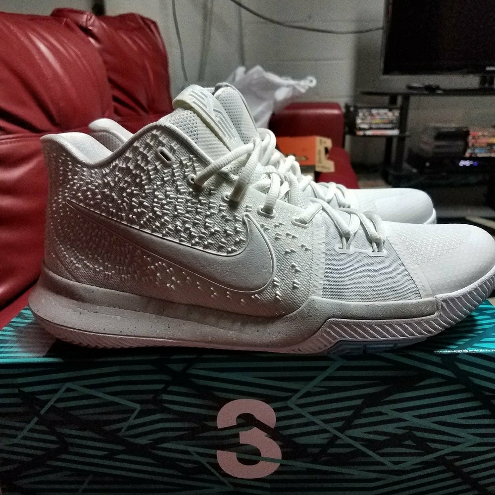 Brand New white sneakers