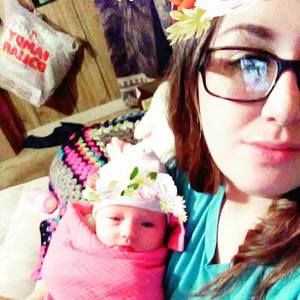 Meet your Posher, Alelia