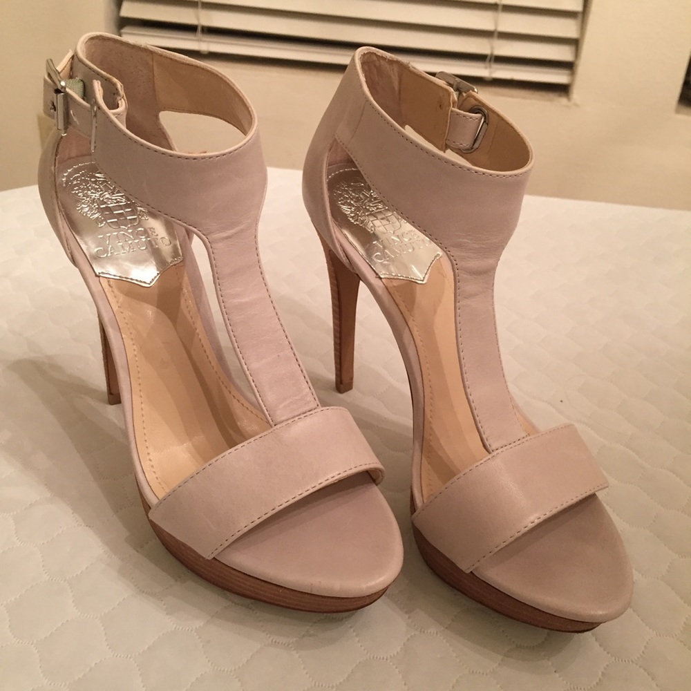 Vince Camuto T-Strap leather heeled stilettos 6.5