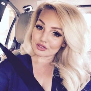 Meet your Posher, Alyssa marie