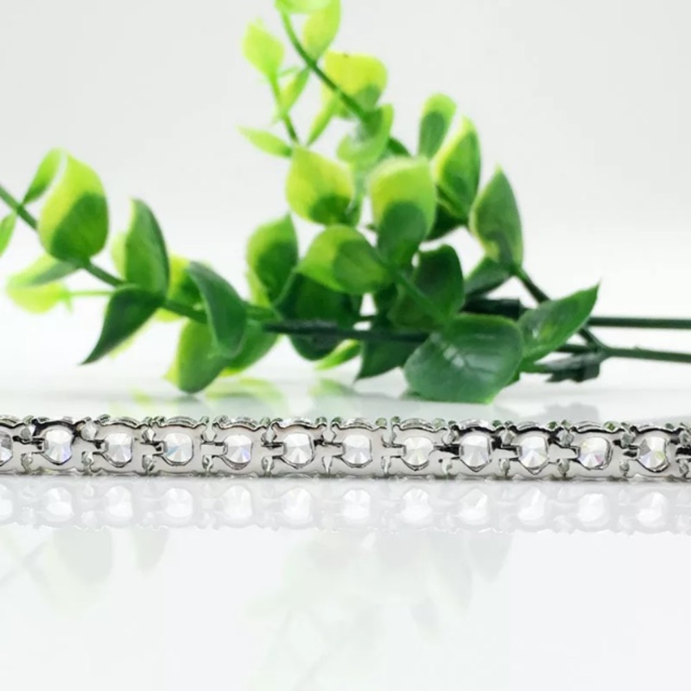 🔴SOLD🔴White Topaz CZ & White GoldTennis Bracelet - Picture 3 of 3