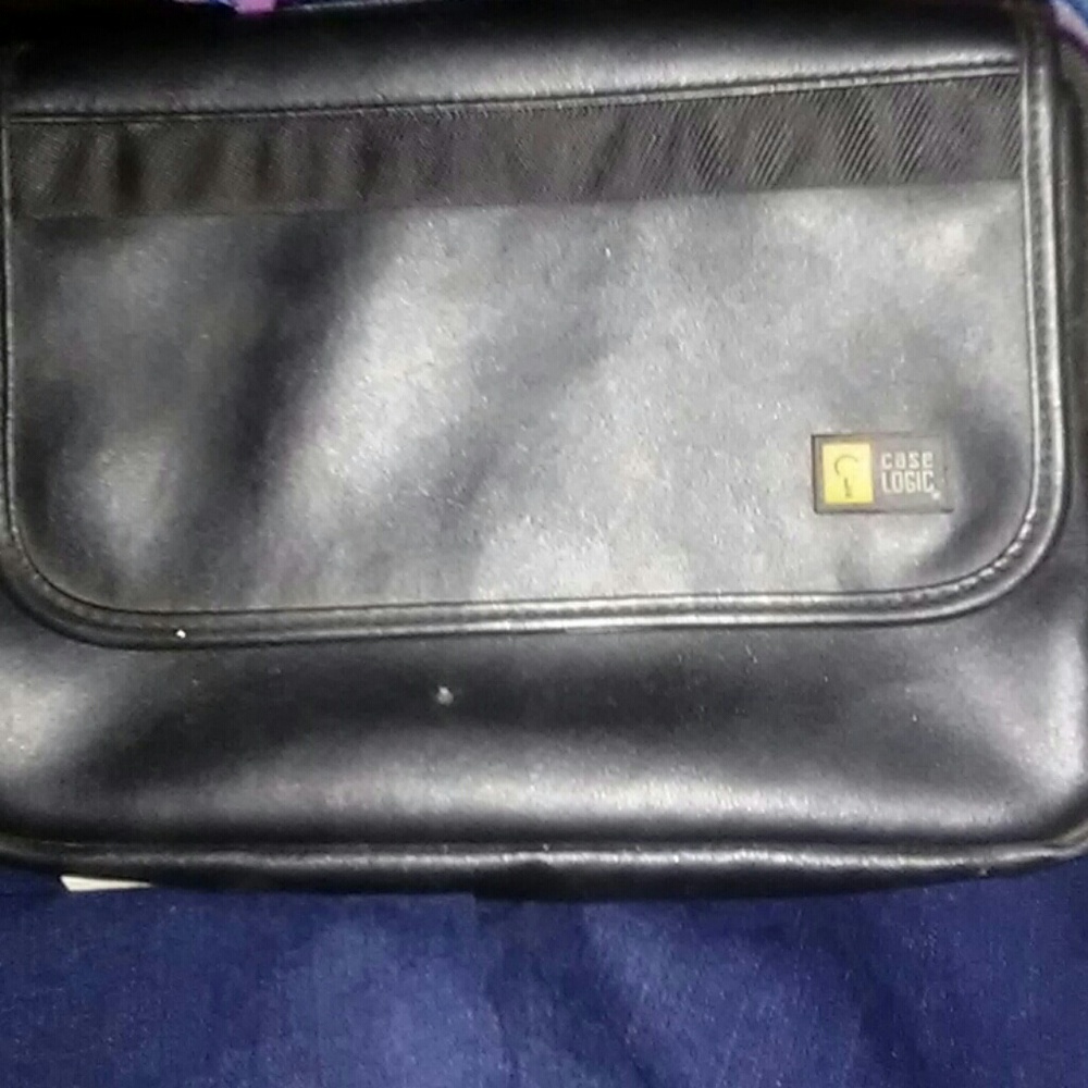 Portable dvd player case