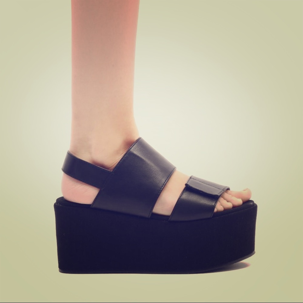 Pixie platform sandal