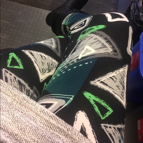 Woman's Leggings! - Picture 2 of 5