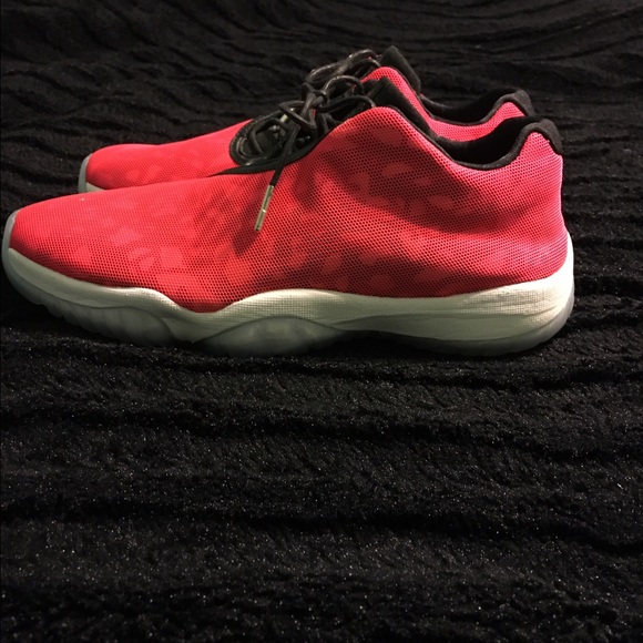 Air Jordan future Lows (infrared) - Picture 2 of 4