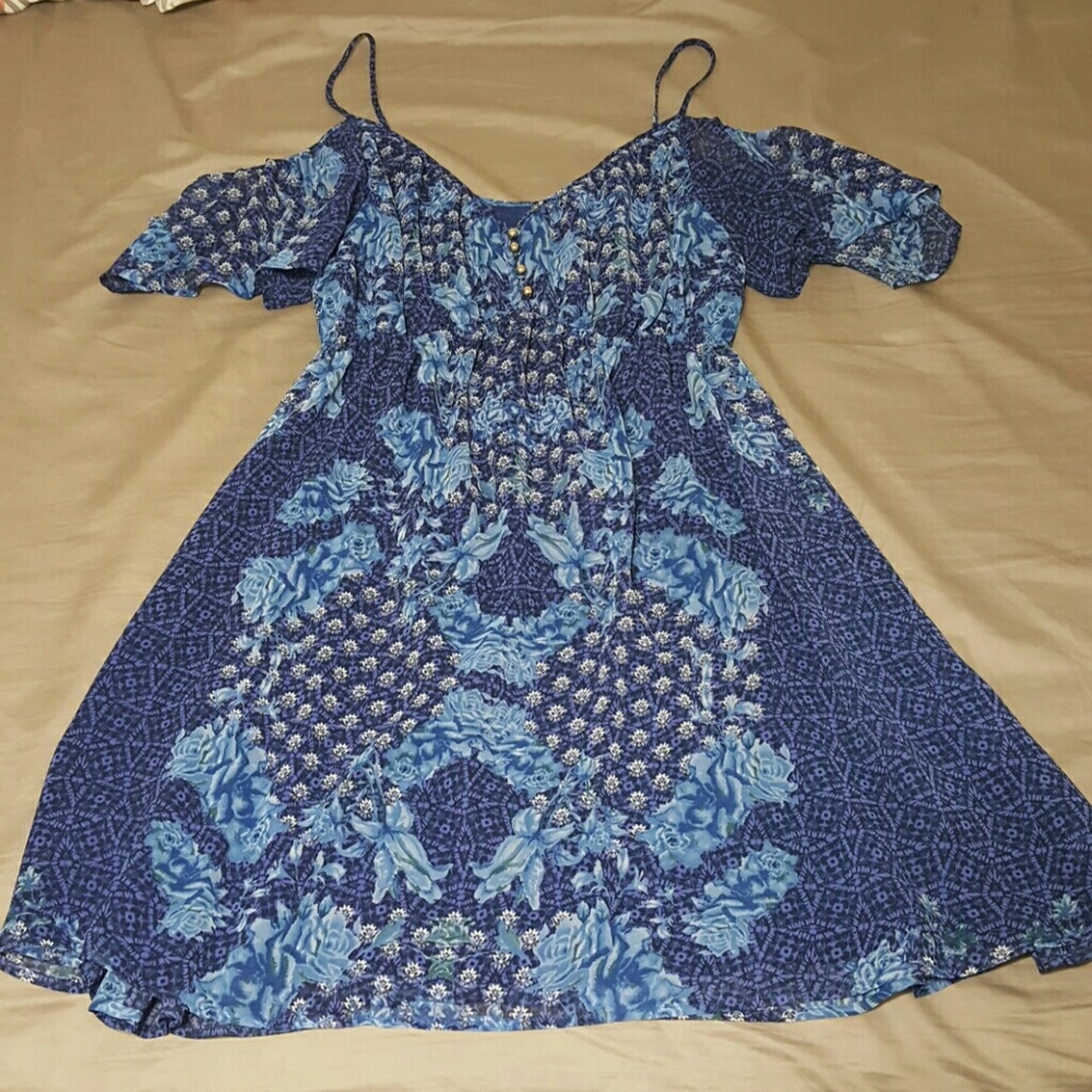 Juicy Couture boho flutter sleeve dress