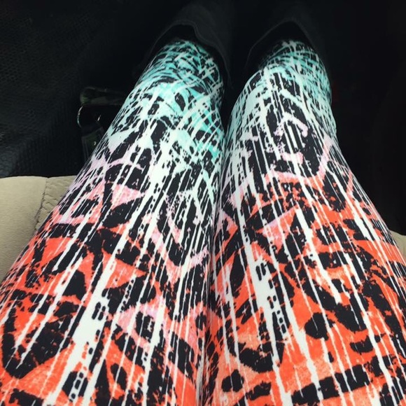 Woman's Leggings! - Picture 2 of 5