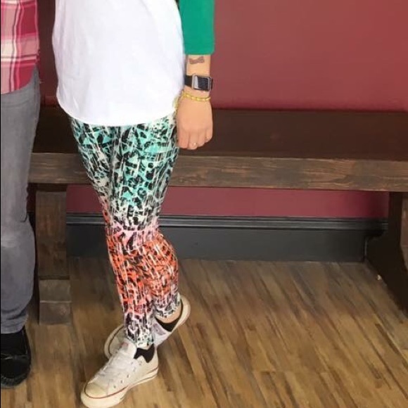 Woman's Leggings! - Picture 5 of 5