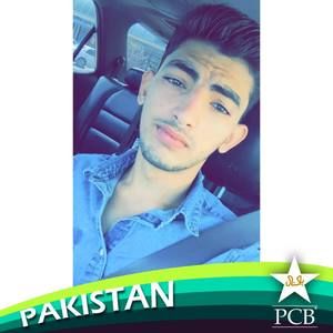 Meet your Posher, Ali