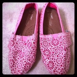 Girls Toms Pink Shoes - Brand New!