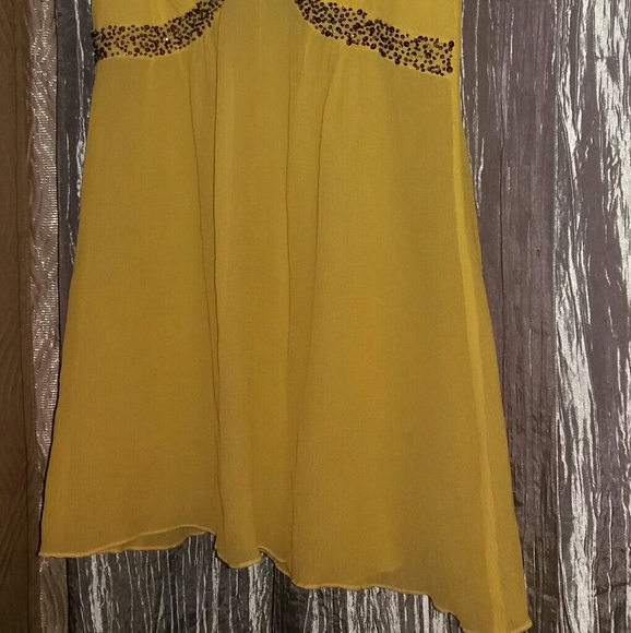 🌻 firm price classy top it's pretty🌻 the price is fair and it's firm - Picture 2 of 4
