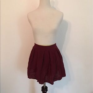 Brandy Melville maroon skirt
