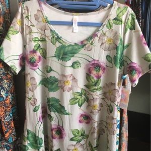 NEW Boutique LuLaRoe Classic T BNWT