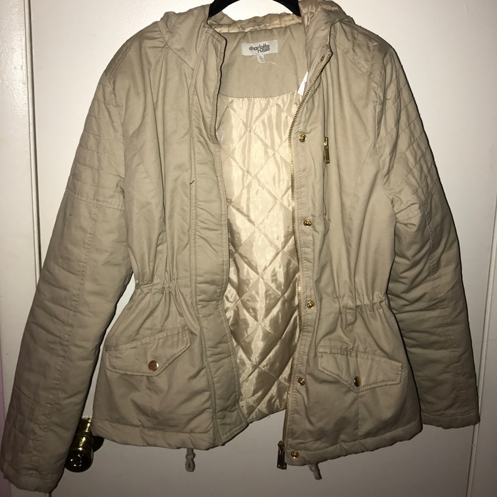 Tan anorak
