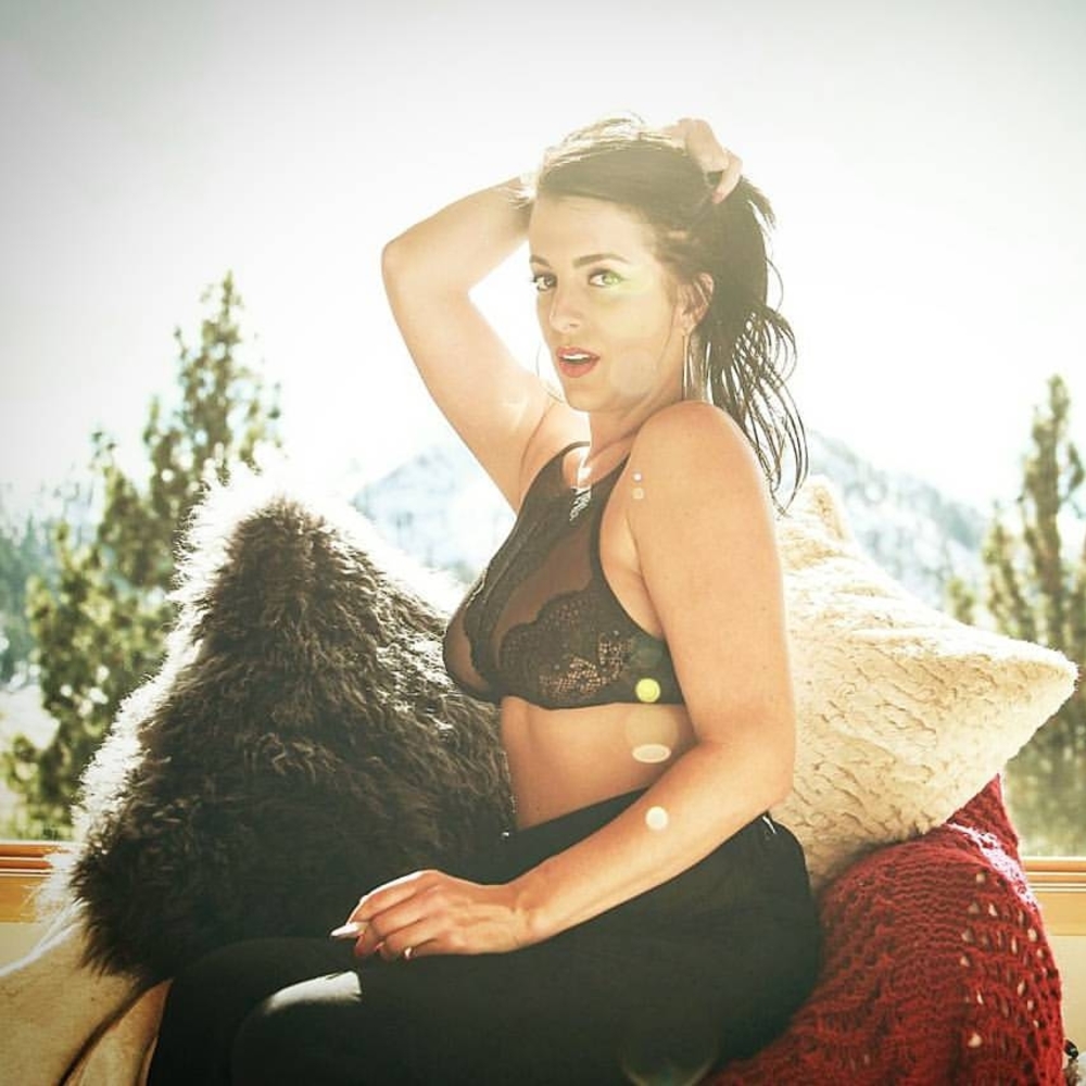 Meet your Posher, Desiree