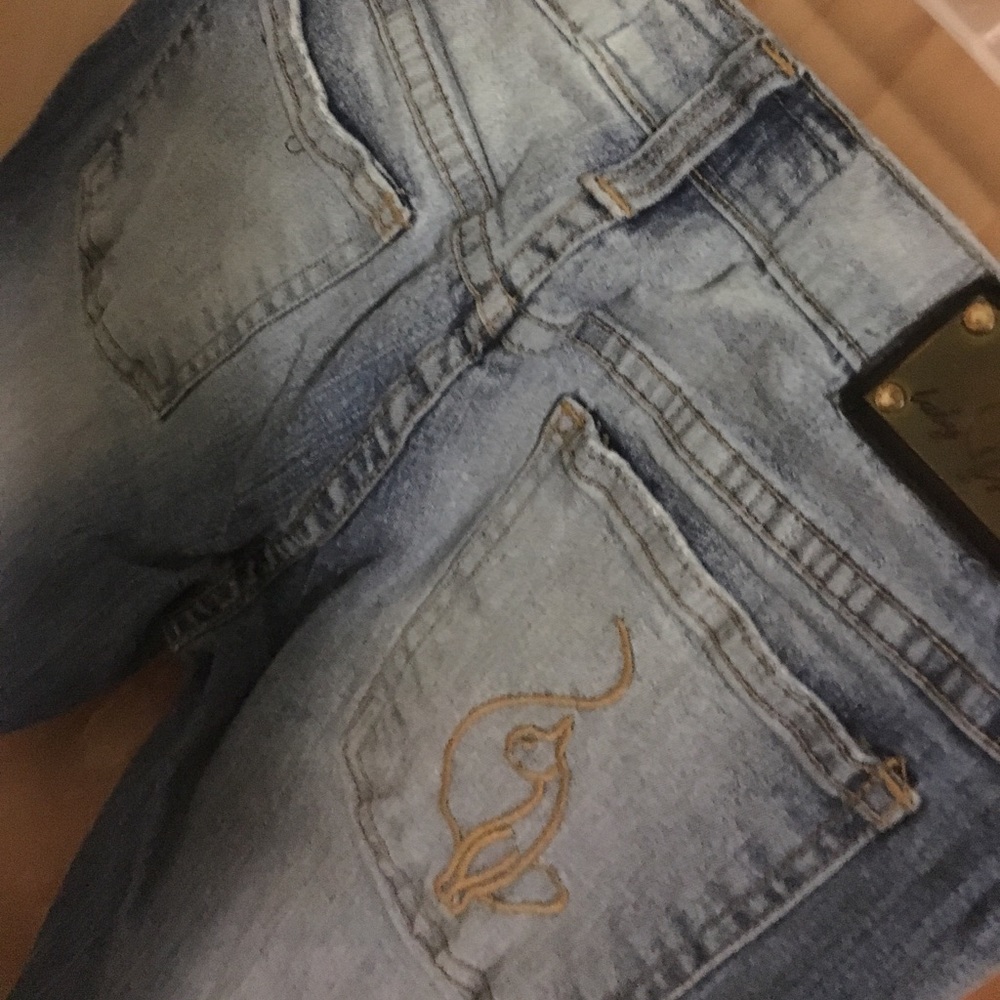 Size 5 baby phat capris. - Picture 5 of 8