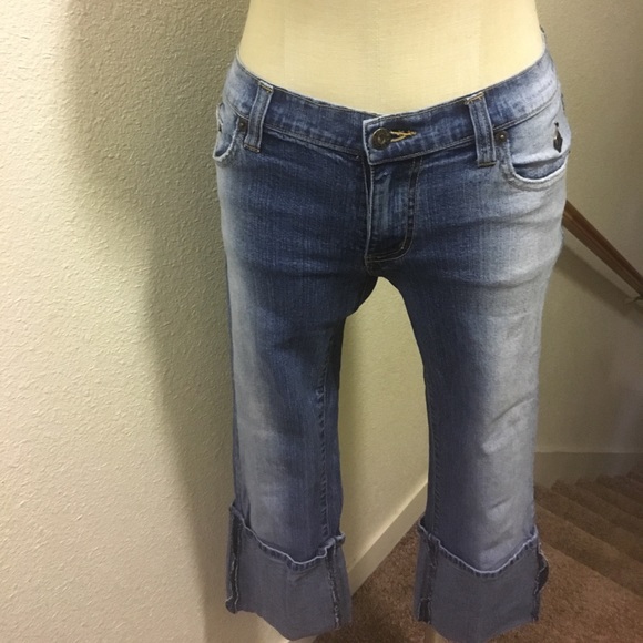 Size 5 baby phat capris. - Picture 2 of 8