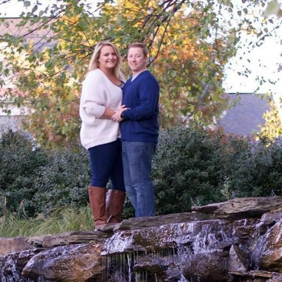 Meet your Posher, Alyssa - Picture 2 of 4