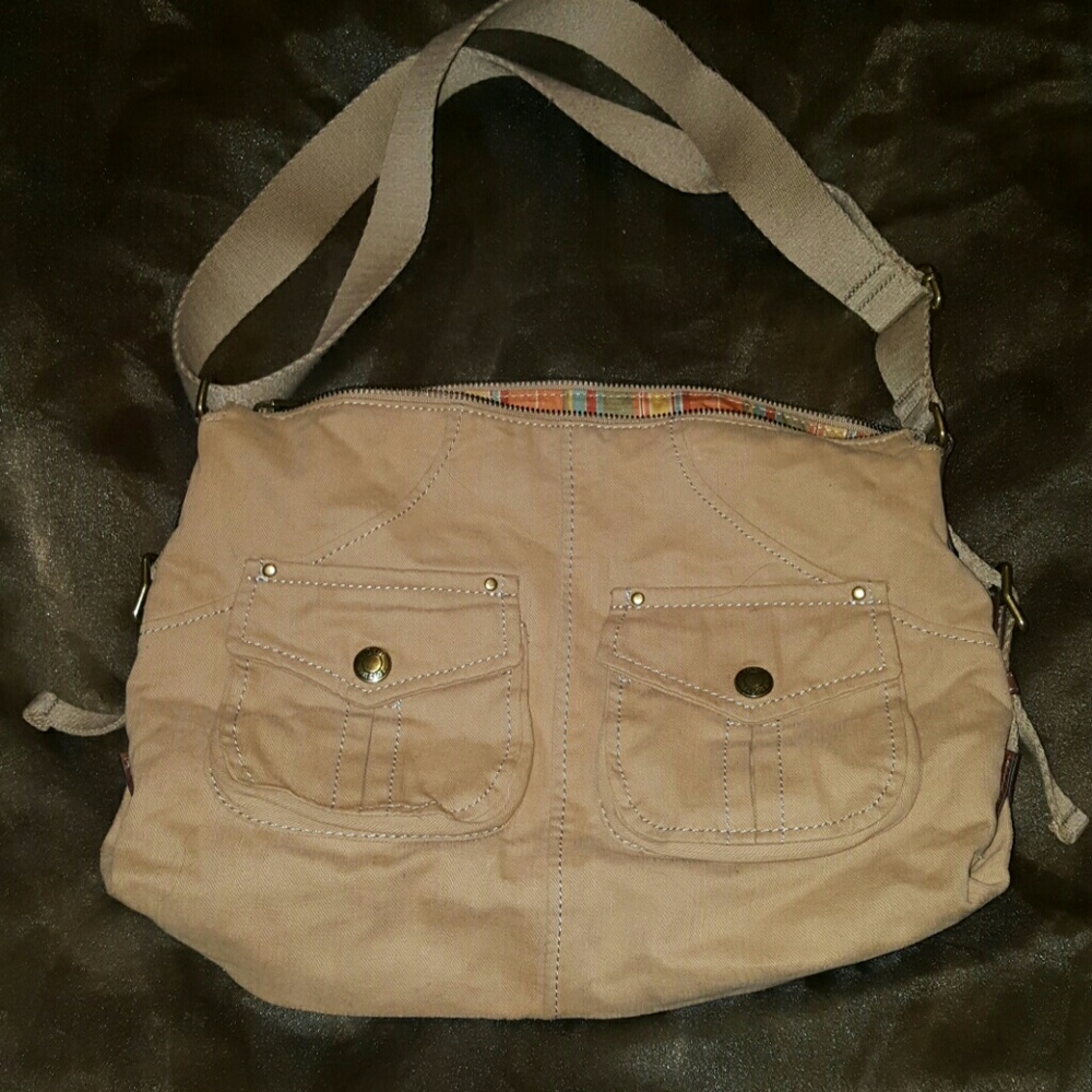 Cute medium sized shoulder bag